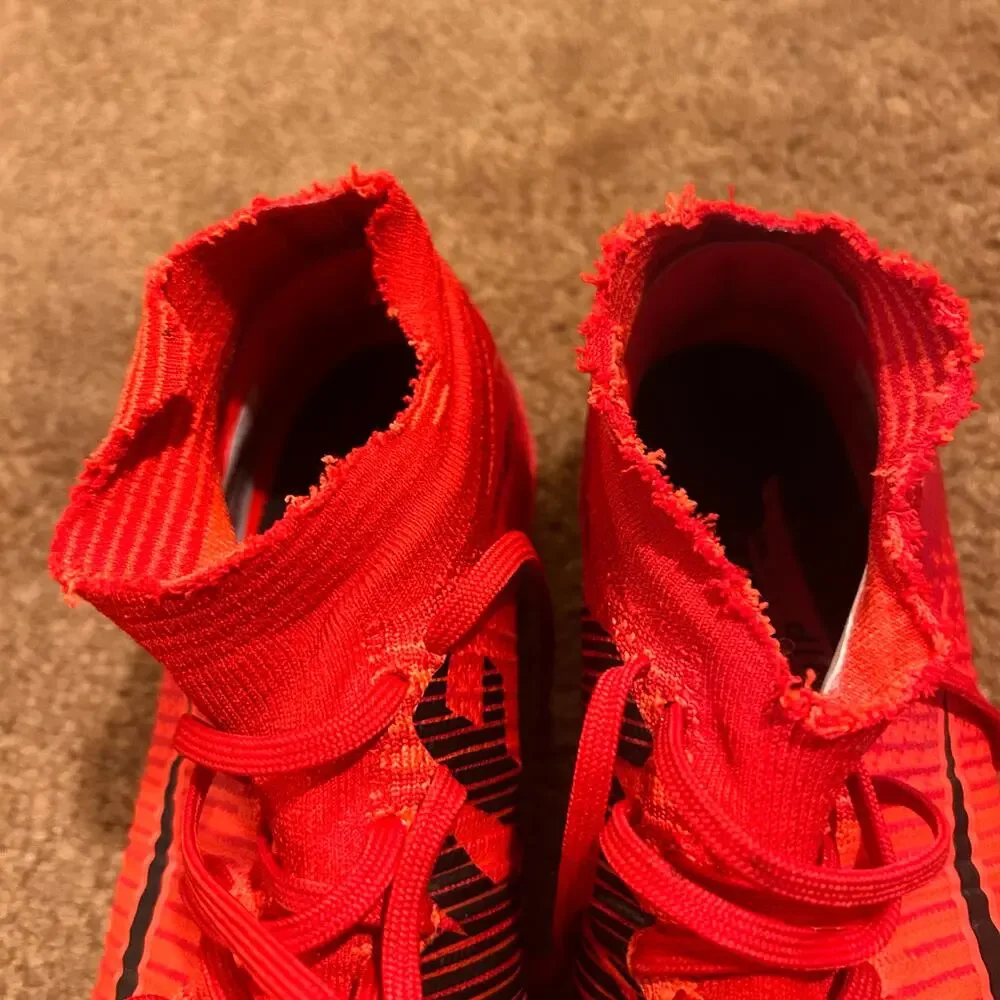 Nike MercurialX Proximo II DF IC Indoor Soccer Shoes Red Men’s 8 *Please Read